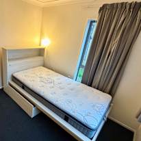 Albin's room