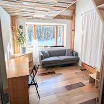 Felix's room