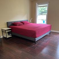 Ei's room