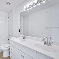 SarasotaPlace's room