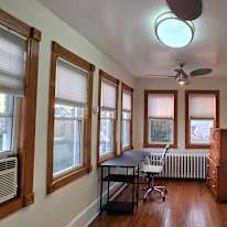 Yina's room