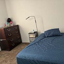 Norie flores's room