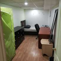 BILL's room