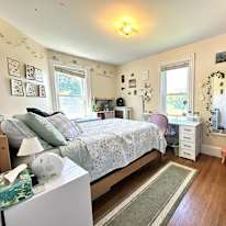Olevia's room