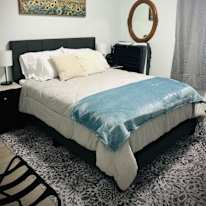 Evelyn's room