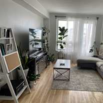 Laurel's room