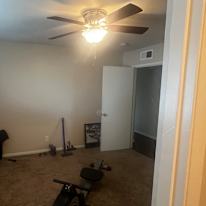Ron 's room