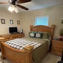 Elissa's room