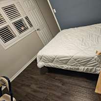 Guylain's room