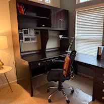 Roshan Izadi's room