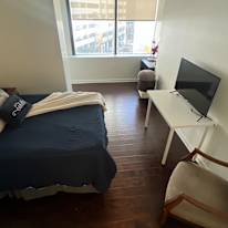 Felix s's room