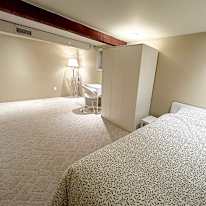 Hamid Reza's room