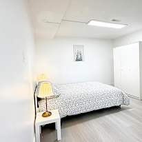 Hamid Reza's room