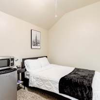 chi's room