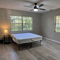 Nicollas's room