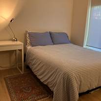 Gayle L Jennings's room