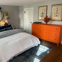Scarlett's room