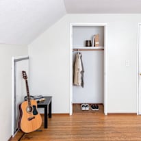 Edjean's room