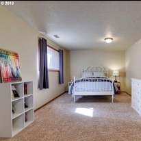 Sara's room