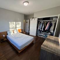 JR's room