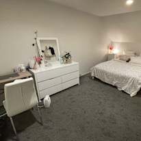 Annie's room