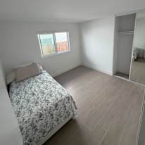 MNF's room