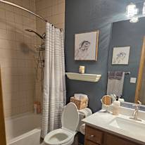 BETTY NEULEIB's room
