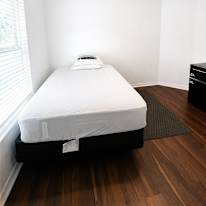Juan's room
