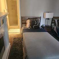 Large space for rent's room