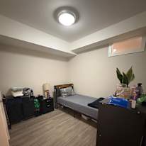 Courtney's room