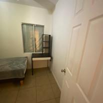 Eljey's room