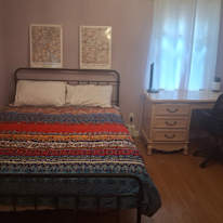 lynn g's room