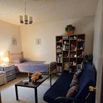 Kim C Maddox's room