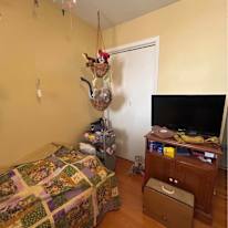 Dani's room