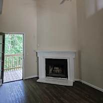 Alcove Rooms's room