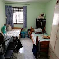 Leon's room