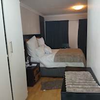 LeeroyM's room