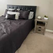 Sandy's room