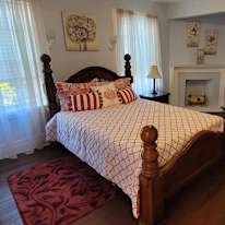 julia's room