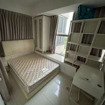 Bowen's room