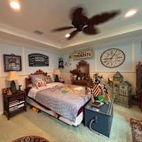 Ken's room