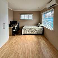 Aashiq Mollagee's room