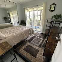 HollyE's room
