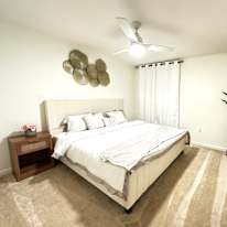 Lizett's room
