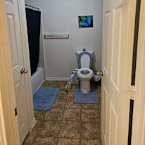 Farrukh najam's room