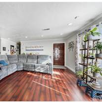 Ginny Henzi's room
