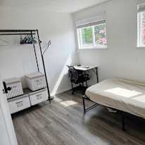 Annalyse's room