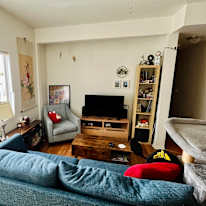 Andrea's room