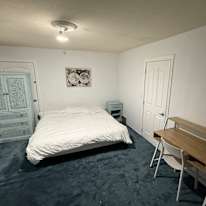 Roxanne's room