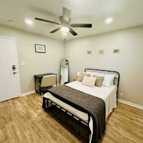 Donglin's room